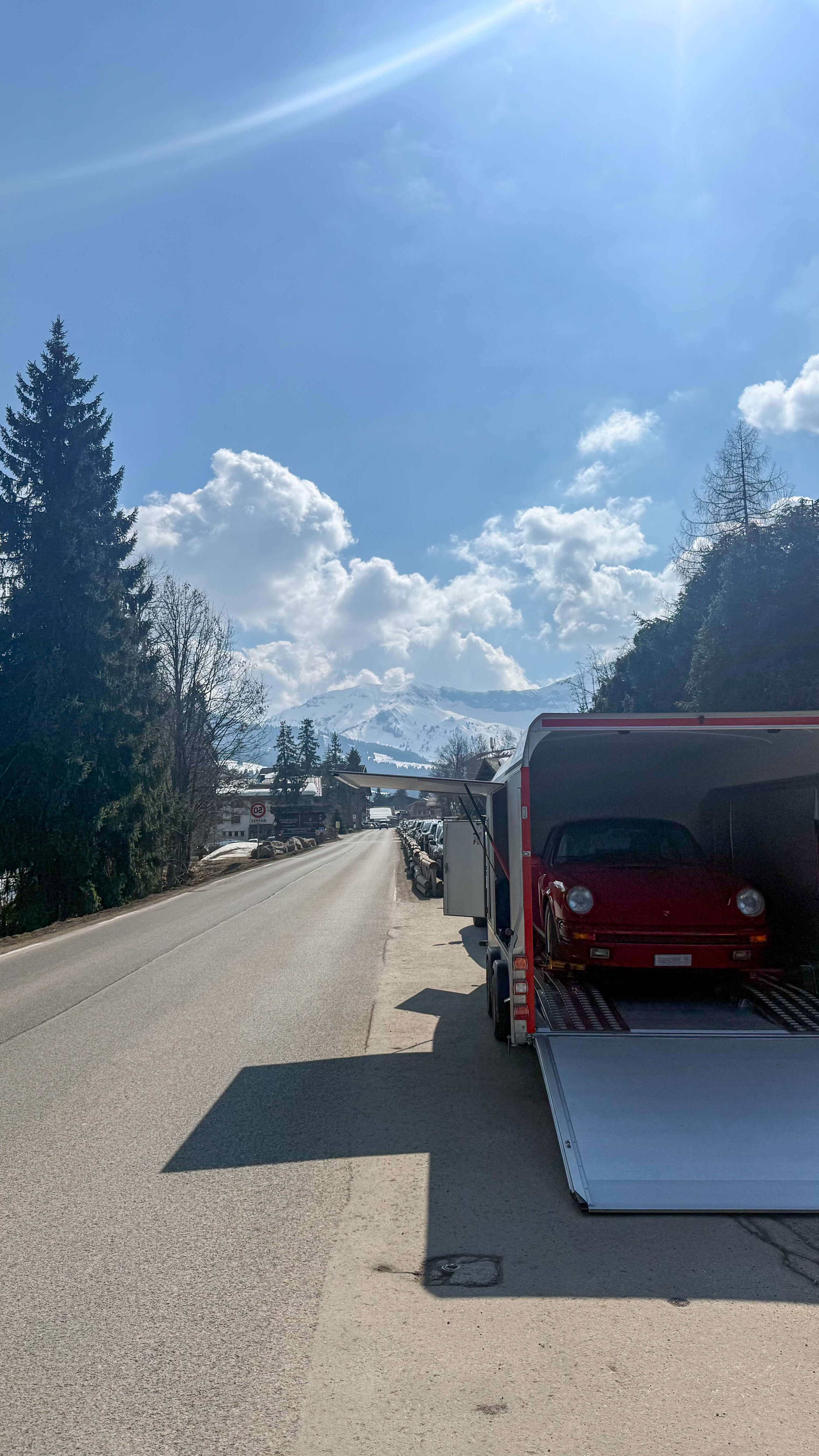 Transport Porsche 911 964 remorque fermée Barcelone Megève